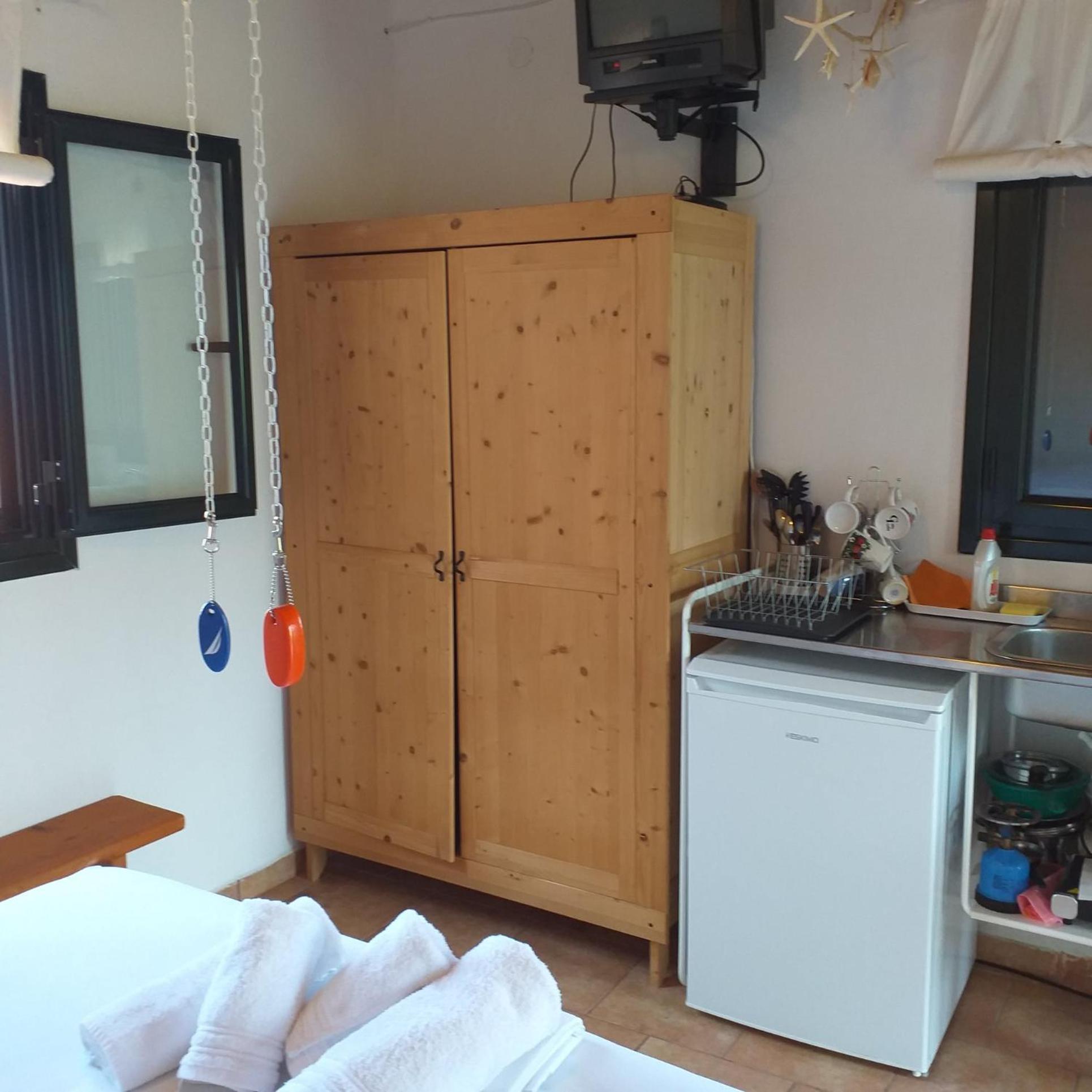 Παραθαλάσσιο Studio อายิโอสนิโกลาโอส ภายนอก รูปภาพ